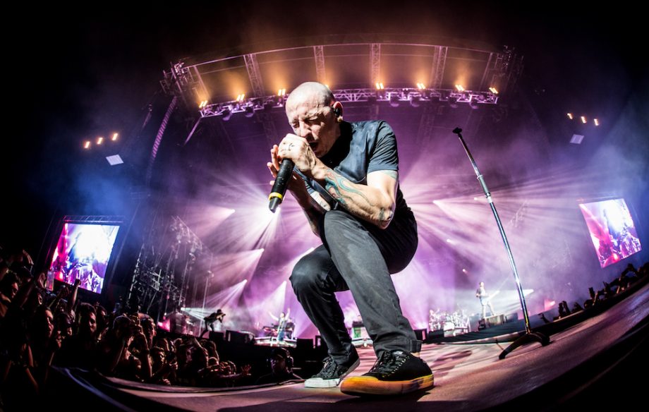 laostyl3r's tweet photo. My music idol, one year has passed  and you are missed so much.  #MakeChesterProud #LP #fuckdepression https://t.co/NOFXeFz4x3