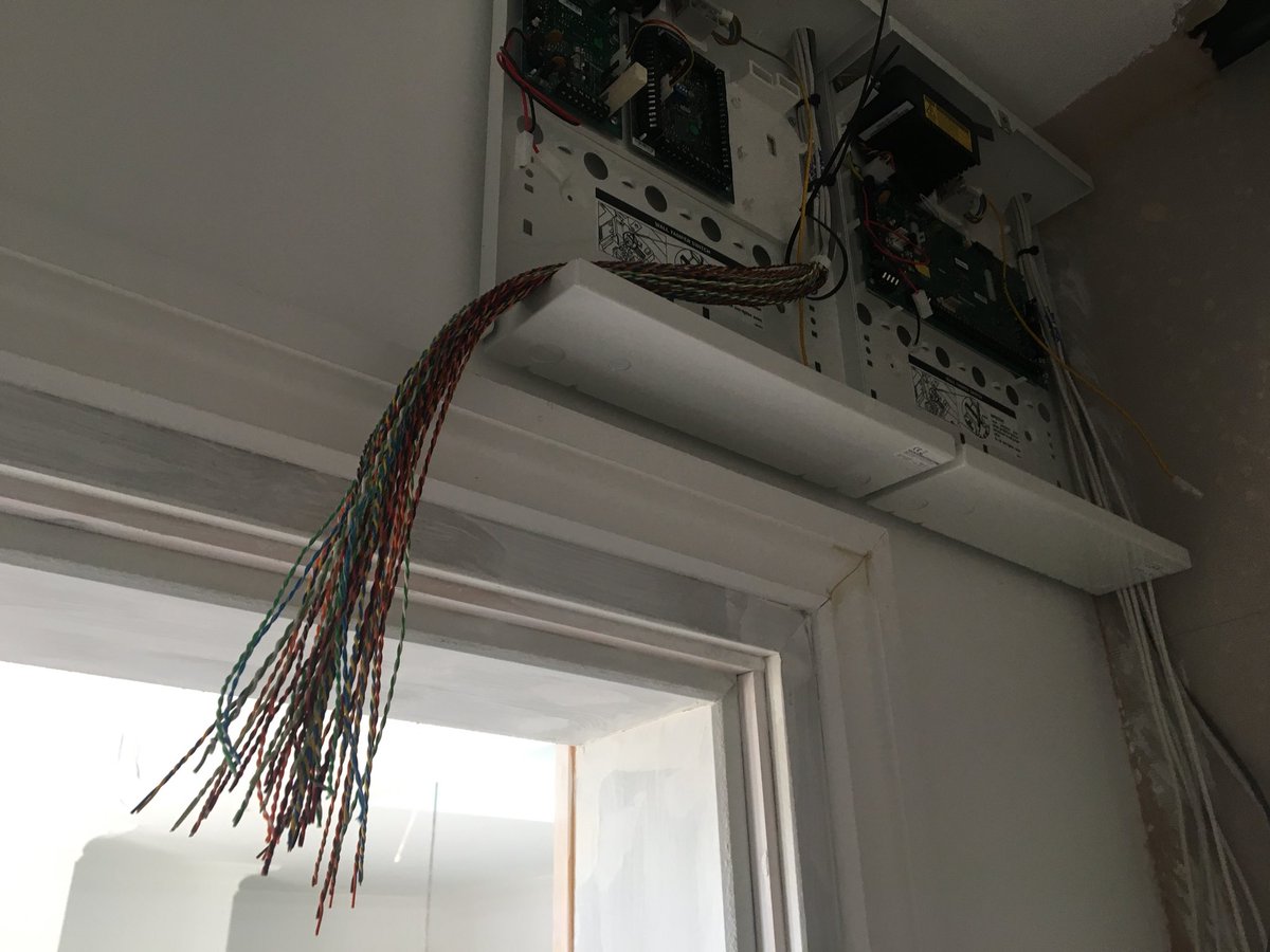 lenzsec's tweet photo. A day in the life of Alarm Installation. Completely wired (CQR Cable) and Texecom Alarm, with 2 expanders and over 20 zones.
@TexecomLtd @_CQR #texecom #alarm #secure #hardWired #secondFixing #odyssey #illuminatedBell #commited https://t.co/2pnq839xoX