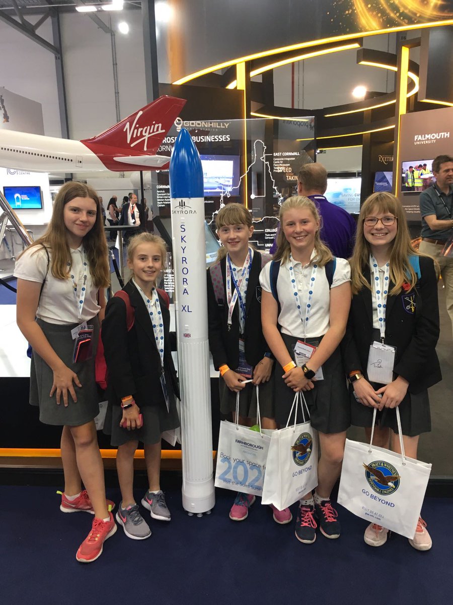 Skyrora_Ltd's tweet photo. Friday Fun at #FIA
#FuturesDay18
#Inspire
#STEM
#FIA2018
#space18 https://t.co/NTGvSsMxiw