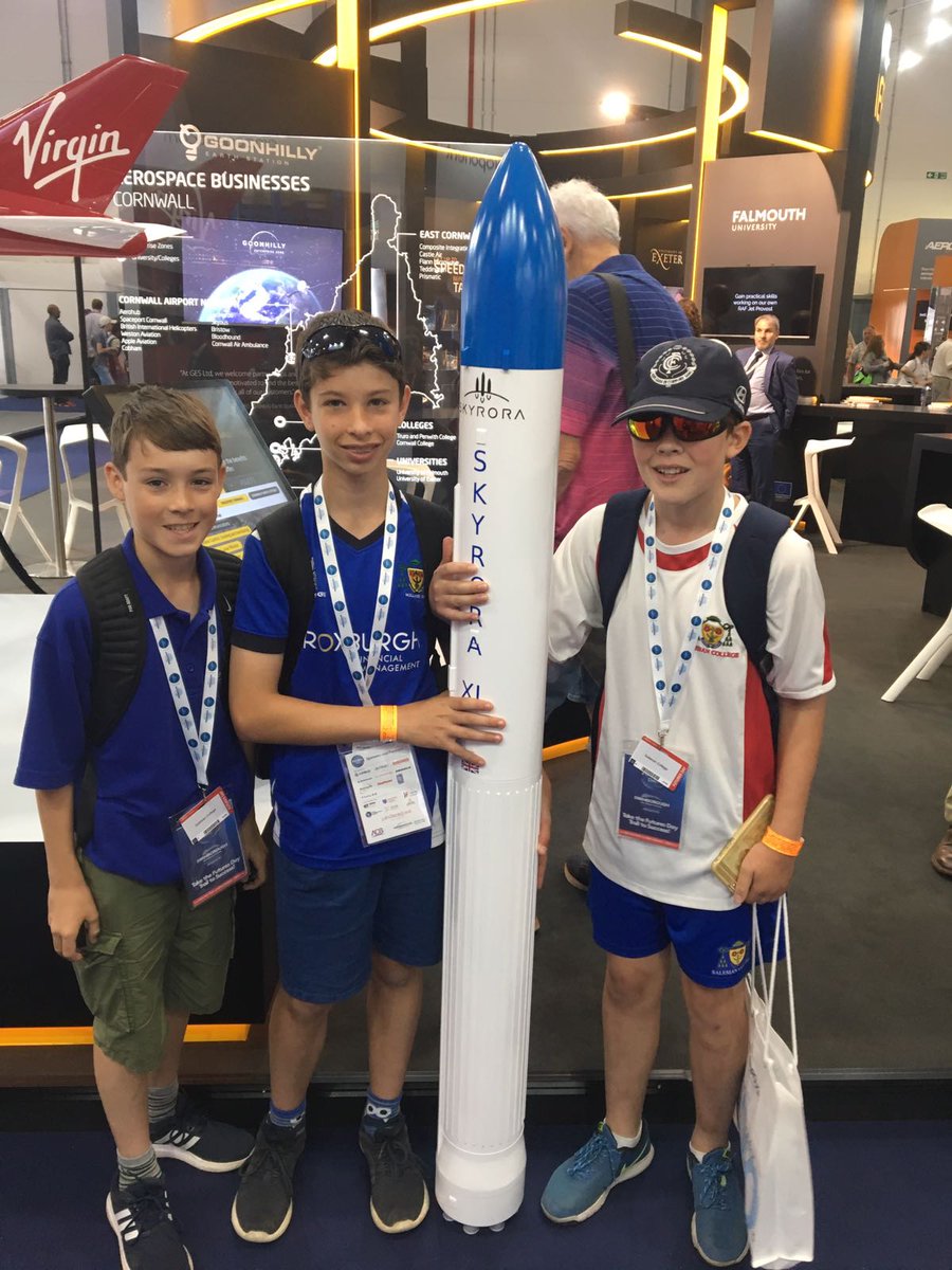 Skyrora_Ltd's tweet photo. Friday Fun at #FIA
#FuturesDay18
#Inspire
#STEM
#FIA2018
#space18 https://t.co/NTGvSsMxiw