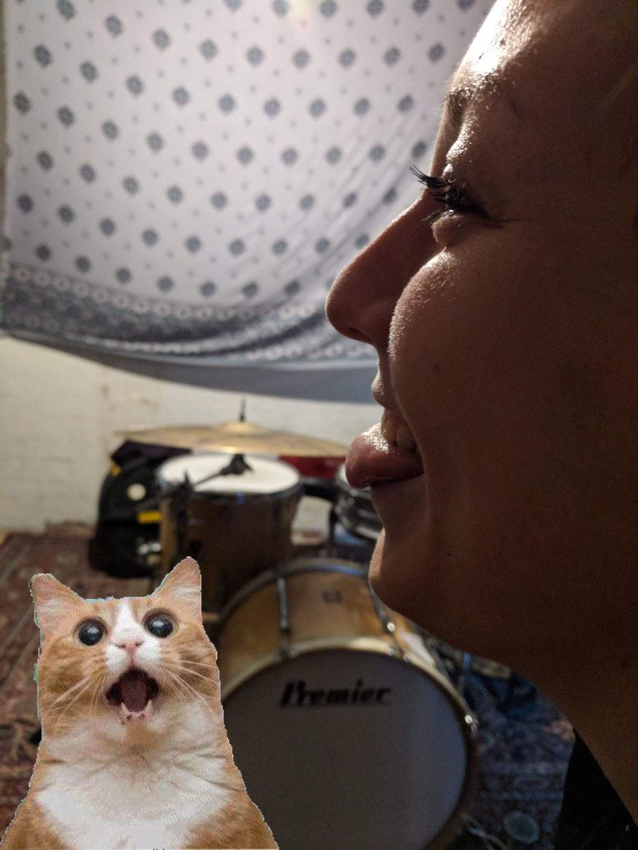 SLIGHT CHANGE to tomorrow's <a href="/HPUnityday/">Hyde Park Unity Day</a> timings, we're hitting the mainstage at 1:15 😎 a little earlier but more time for bevzzz 💯 #Festivals #swag