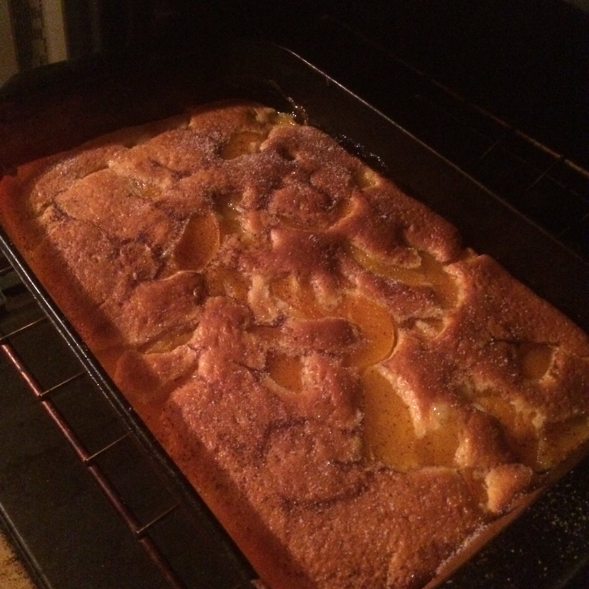 AWardFilms's tweet image. Yeah I cook... #MenInTheKitchen #DadLife #CoolDad Peach Delight... Almost got aunties recipe down!!! key word Almost 🤦🏾‍♂️😂 still good though...