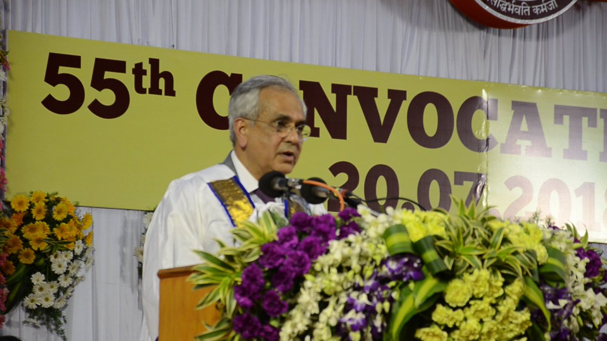 iitmadras's tweet photo. #IITMConvocation2018
#ConvocationAtCampus
#Convocation at @iitmadras is a one-of-a-kind experience.
The #Convocation address was given by the Chief Guest Dr. Rajiv Kumar, Vice Chairman, @NITIAayog. @GoenkaPk presided over the #Convocation
(2/3) https://t.co/5GavEILflq