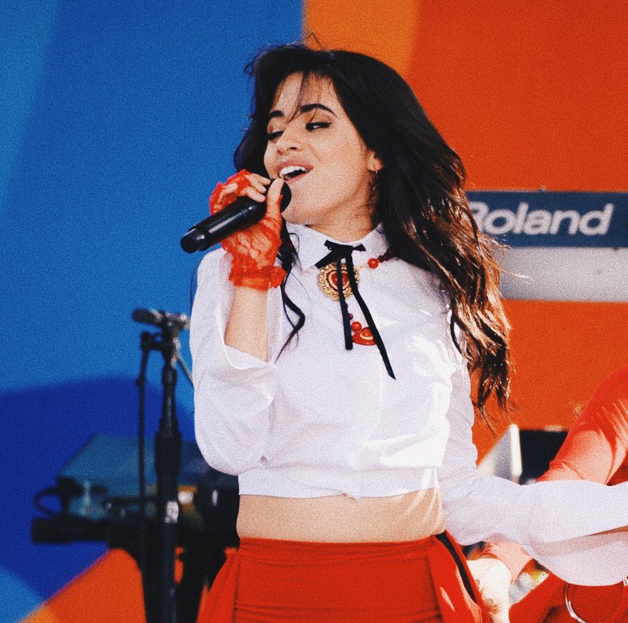 favsofcamila's tweet photo. #CAMILAonGMA ♥️ https://t.co/QmCXQg8LVb
