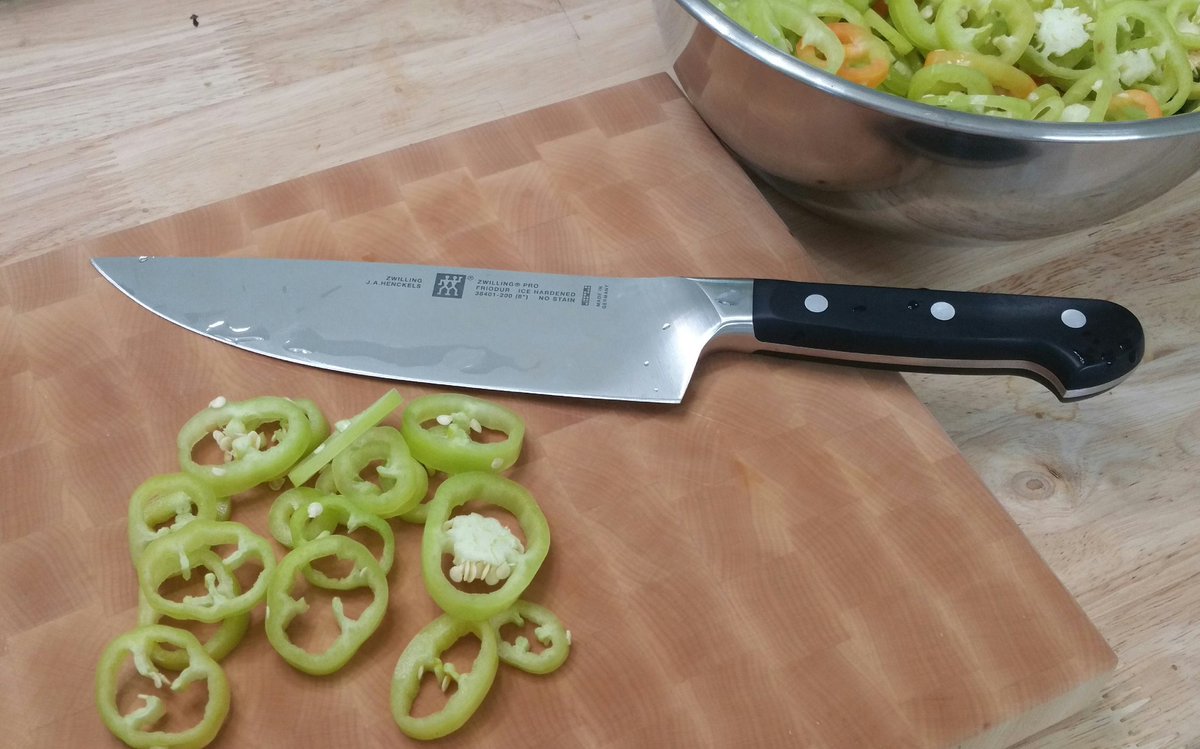 DistrictSpice's tweet photo. Thanks to @78acres for the great Banana Peppers and @KitchenPassion for the fantastic 8" Pro Chef Knife. Looking forward to some fermented banana peppers. https://t.co/rFaMd7M3jz