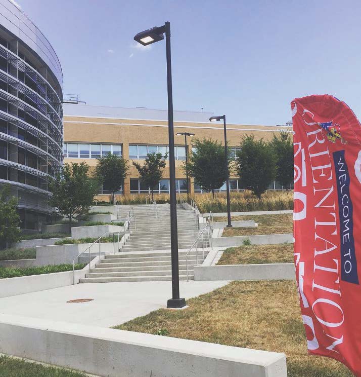 KUAerospace's tweet photo. Good morning, incoming Aerohawks and Astrohawks! ✈️🚀 We’ll see you at today’s Orientation.
⠀⠀⠀⠀⠀⠀⠀⠀⠀
#WelcomeToKUAE #KUOrientation #BeAJayhawk #TGIF https://t.co/AdpnYnIdry