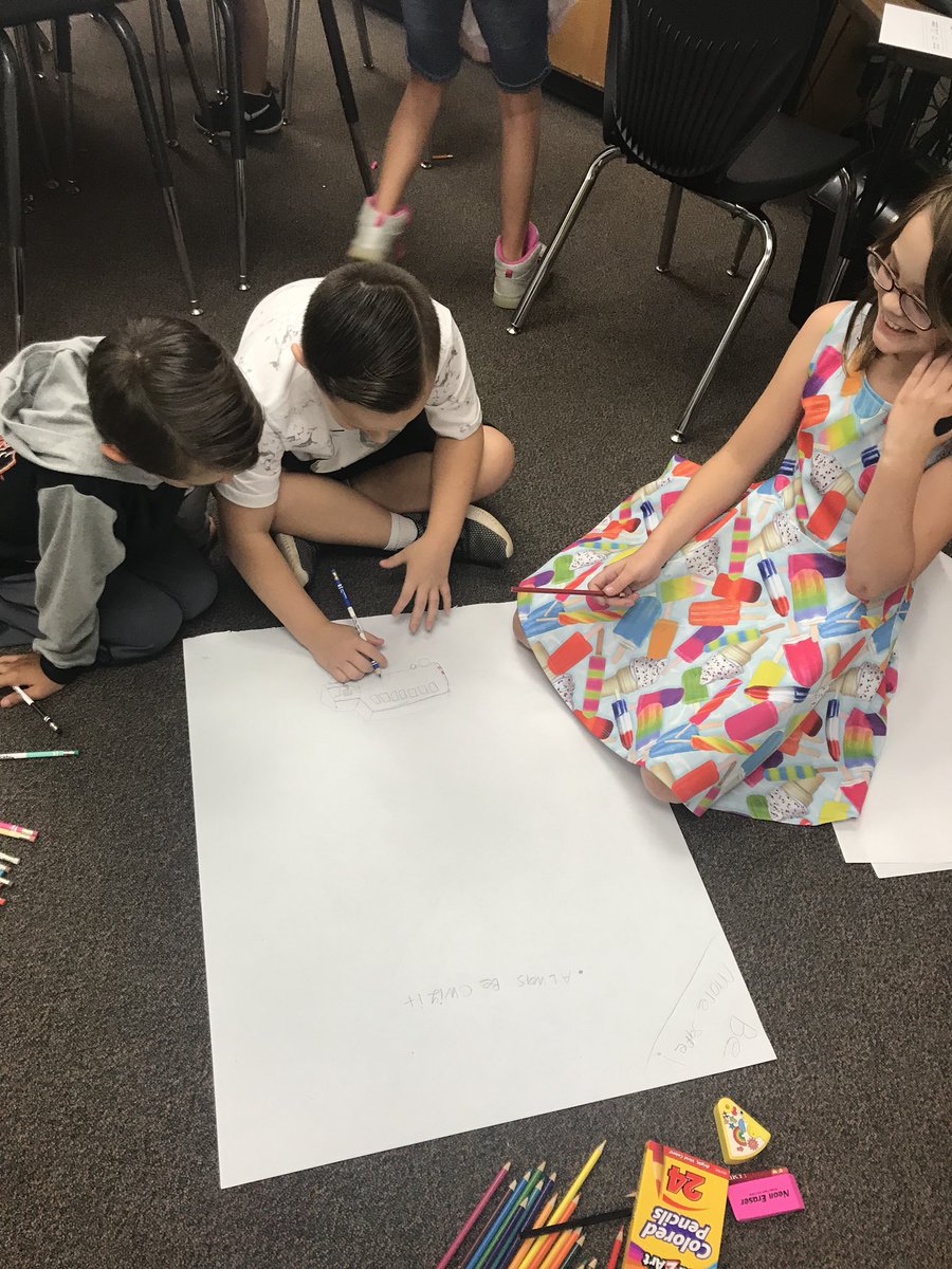 Ms_Adcock2's tweet photo. Creating advertisements to show the importance of being safe on the bus and car! #WMESROCKS #powerofthepinapple #comeonin #workinghard https://t.co/0vqei0ZSD4
