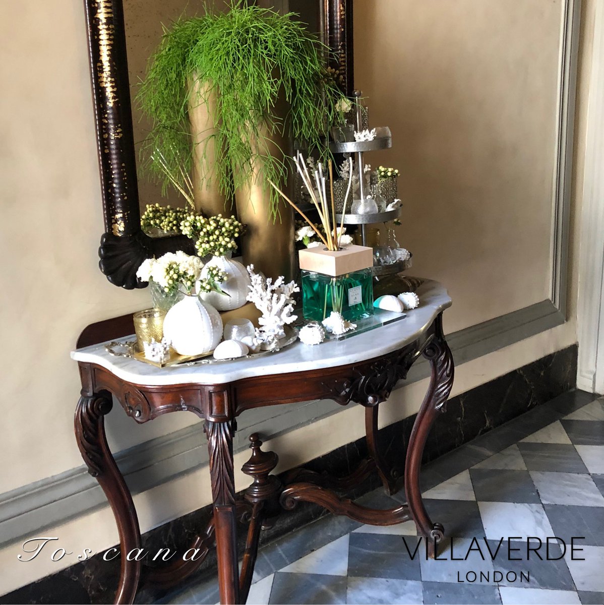TweetVillaverde's tweet photo. FIRENZE - Culture & Lifestyle, the vibrant Florence offers everything.
#art #culture #history #architecture #frescos #tuscany #colour #mood #vibes #italianlandscapes #italy #evening #italia #traveling #travel #wine #food #sun #instagood #instavibes #US #verandamagazine https://t.co/bVWteUJhgN