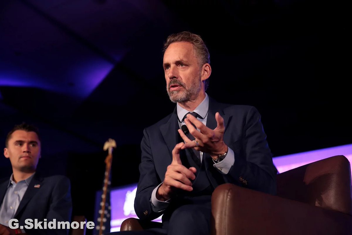 TheHitchTeam's tweet photo. Joshua Turner (@jaturner1) analyzes the claim of @jordanbpeterson about the political spectrum and when the extremes go too far. https://t.co/FidaL78ELD https://t.co/B3koFPDqYA