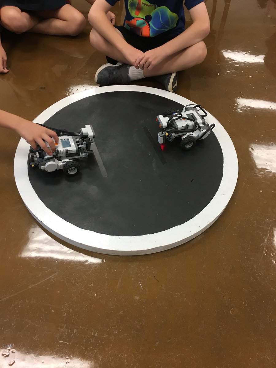 DebbieHClary's tweet photo. Phelps Explore STEAM Robotics planning for Sumobot Challenge. https://t.co/0dqBlQ0mtk