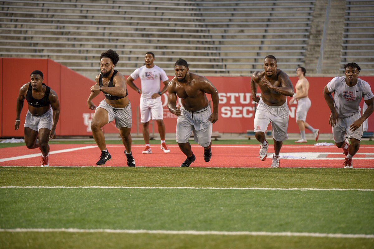 UHFBRecruiting's tweet image. Pushing ourselves to the limit!
#GOCOOGS
