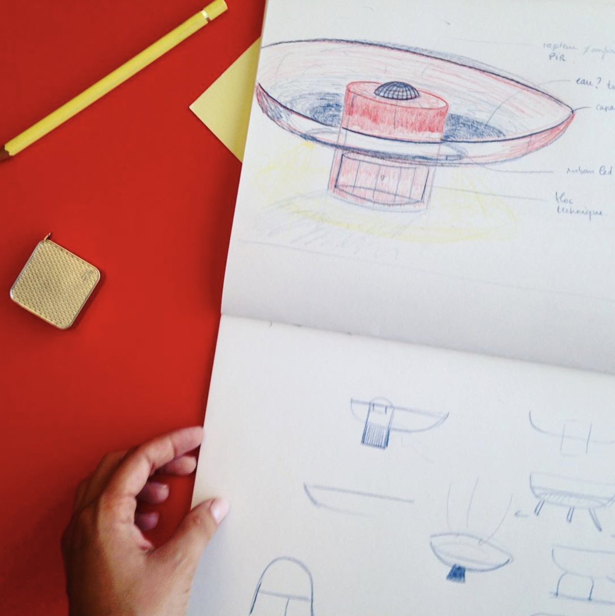 MeaningfulParis's tweet photo. ➕ #InteractionLab Work in progress pour notre nouveau projet ! 🖍️
Jeter un oeil sur l'Instagram du Lab : https://t.co/Kx5ybGyO42 👁🗨
#Sketch #Drawing #design #Interaction https://t.co/tUzOe1rI1B