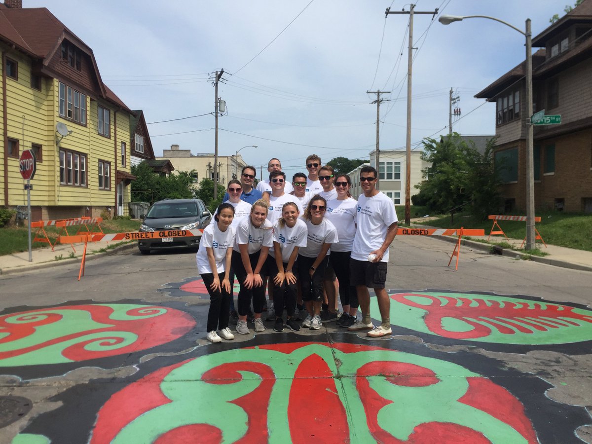 Badger_Meter's tweet photo. Yesterday our interns participated in the @UnitedWayGMWC Intern Day of Action! They painted a mural at a cross way near Hopkins Lloyd Elementary School to serve as a reminder for drivers to slow down. #internsunited #unitedway #volunteer https://t.co/CggMmSTC4u