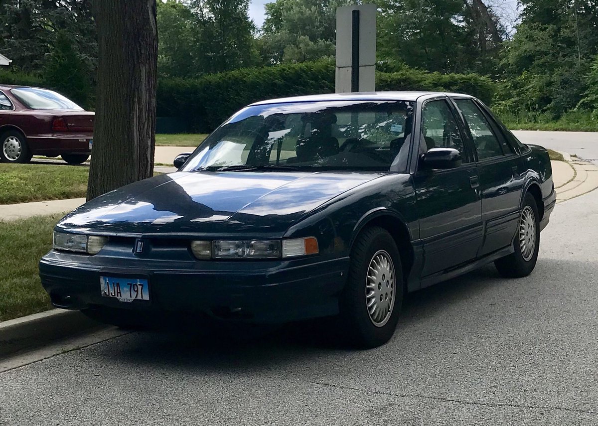 Car_Guy_Tom's tweet photo. Cutlass! #WBody #Carspotter https://t.co/QSWKsjhPj2