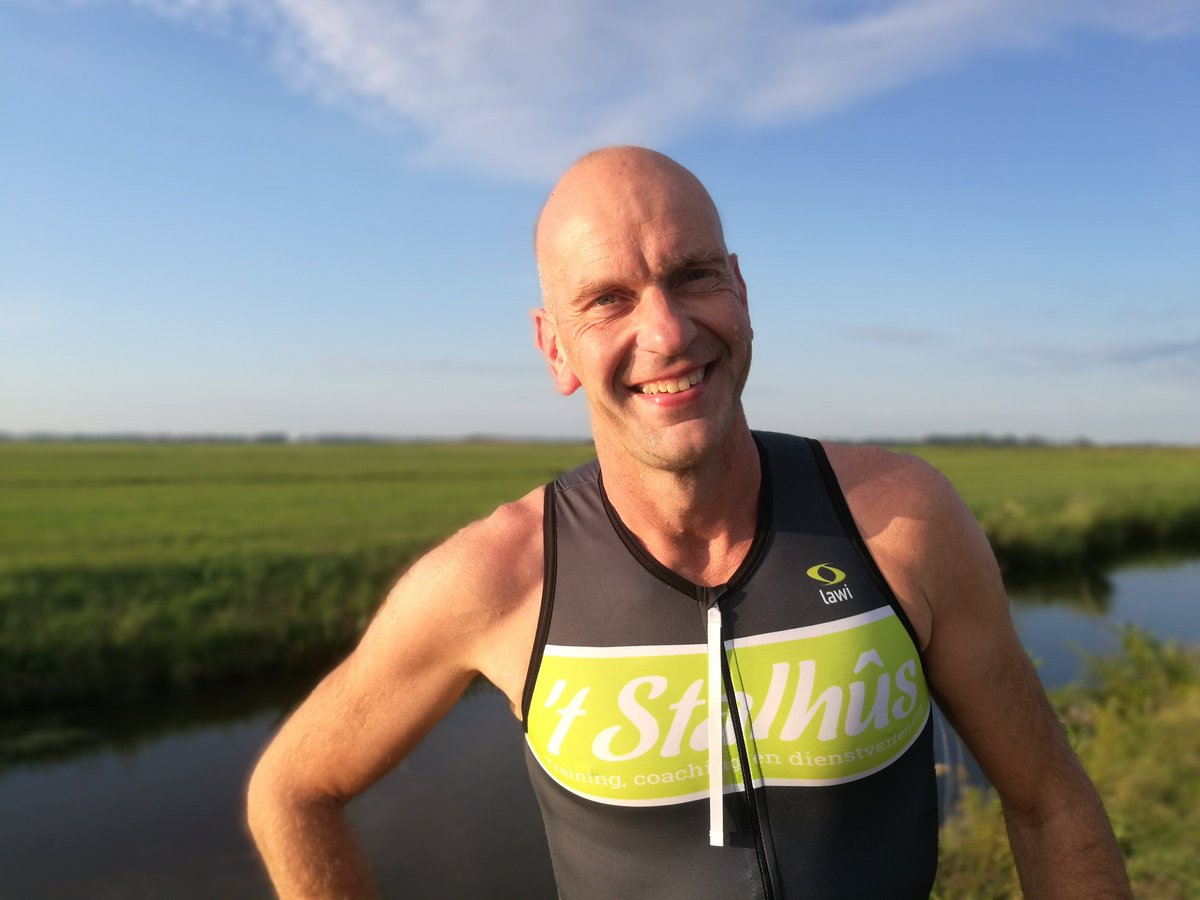 Soms maak je reportages die nét wat mooier worden. Niets is gewoon aan de Norseman @nxtri . Het is de zwaarste triathlon van de wereld. <a href="/striidcoach/">Striid</a> volbracht deze triathlon, de volgende Fries die dat voorbeeld wil volgen is Hielke Nienhuis. youtu.be/YxOnIQVvjYA