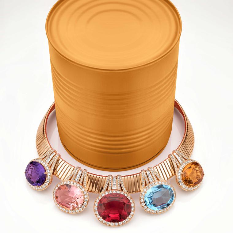 cppluxury's tweet photo. BULGARI's spectacular new 'Wild Pop' high jewellery collection
#Bulgari #Bvlgari #BulgariWildPop #WildPop #luxury #luxuryjewellery #luxuryjewelry #highjewellery #collection #Rome #jewelry #spectacular #extravagant #quirky #CPPLuxury @Bulgariofficial https://t.co/Au5CbIJeiI