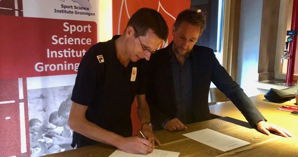 nocnsf's tweet photo. TeamNL zet een nieuwe stap om teamsporten verder te brengen met wetenschap: Team Up! Samen met @umcg meer ‘embedded scientists’ aan het werk voor teams, met hulp van @MinVWS https://t.co/ZETGqbISmf https://t.co/QhUNSbcfou
