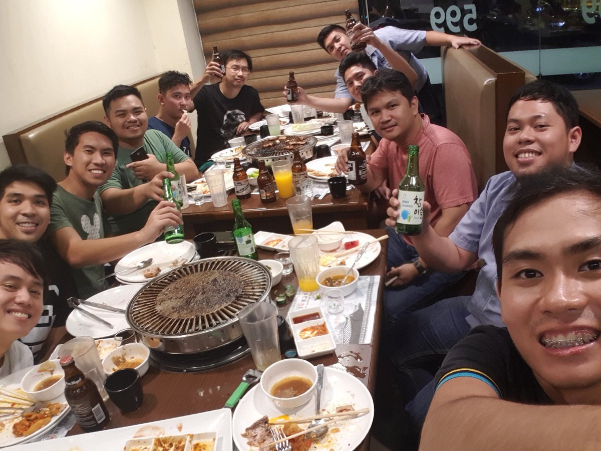superRiomin's tweet photo. Basketball 》Buffet = Busog https://t.co/esMJJtRZpx