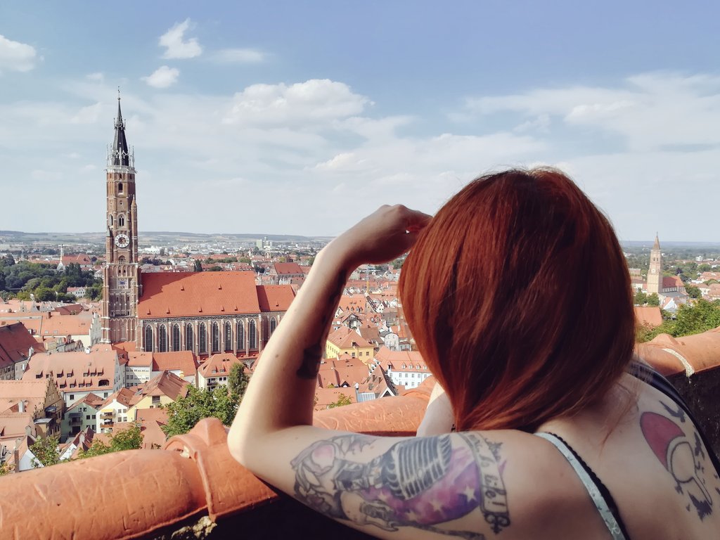 Hobiiiwobii's tweet photo. It's so beautiful here! 😍 #bavaria #Landshut #trausnitz #burgtrausnitz https://t.co/B9c5BgqZap