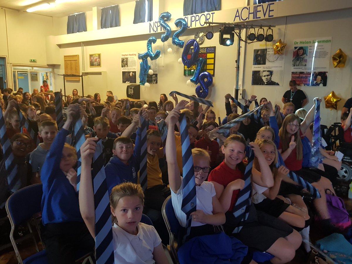 HTCSTuring's tweet photo. Finally we'd like to welcome our year  6's to Turing house! We look forward to working with you for the next 5 years! 💙💙💙💙💙 #teamturing #reachforthestars https://t.co/Fv5MH5CClz
