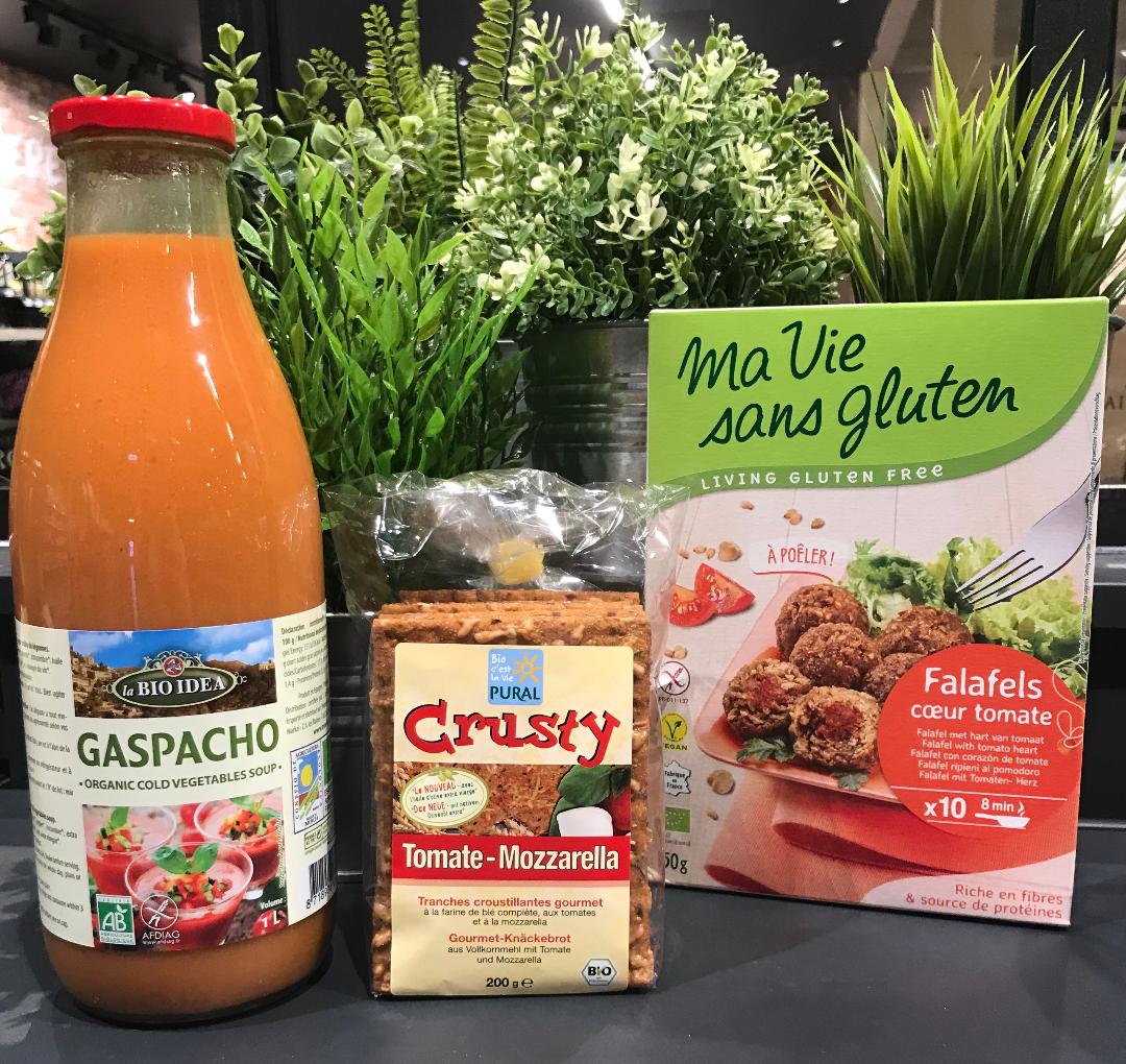 lgpb_reseau's tweet photo. En ce moment la #tomate est à l'honneur dans votre magasin.🍅
Venez la redécouvrir sous toutes ses formes, il y en a pour tous les goûts 😉
Et toujours #bio https://t.co/SxmD4q63bt