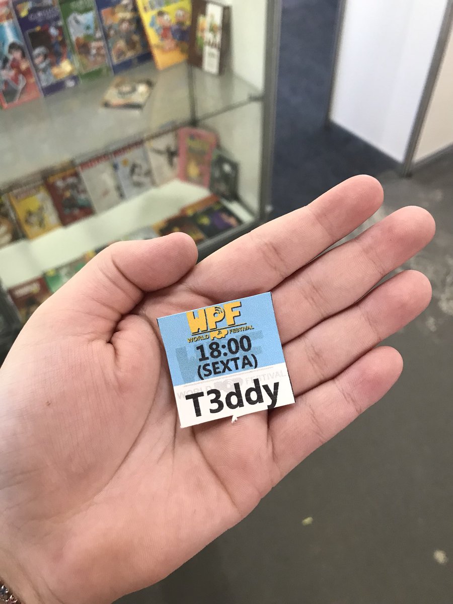 darykistan's tweet photo. SOCORRO EU VOU ABRAÇAR O T3DDY GAMES AAAAAAAAAAH 😍💛
#WPF #WorldPopFestival #YouVlogsDAY @YouVlogsBR https://t.co/mtu6xtUCDJ