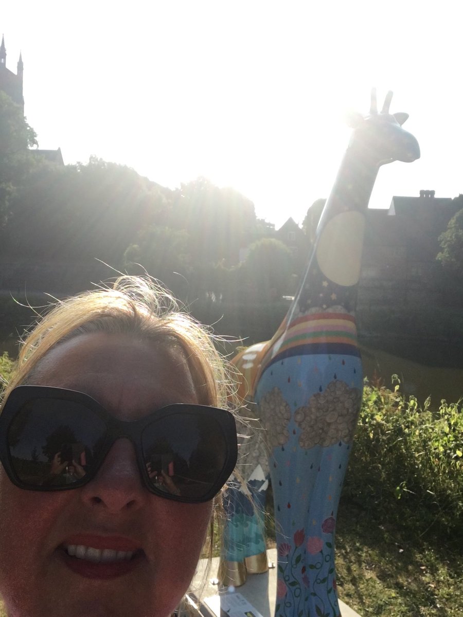Tjayneh's tweet photo. ⁦@WorcStandsTall⁩ training walk for ⁦@WorcAmbassadors⁩ ⁦@StRichardsHosp⁩ 50k Challenge and bumped into our very own Senor Fradge. Perfect spot for him  with the #worcsCathedral backdrop https://t.co/LpukLWKjWv