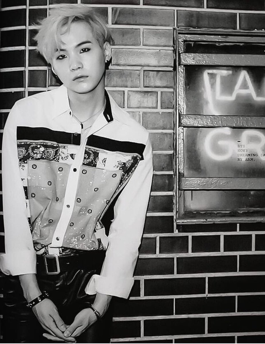 Min_Sable's tweet photo. YOONGI’s Forehead needs a comeback!!! 💜💜💜
#itsmyweakness 

#genius #AgustD #SUGA #MinYoongi #PDMin #CallMeMrsMin @bts_bighit @bts_bighit https://t.co/j7QyMwwV4e