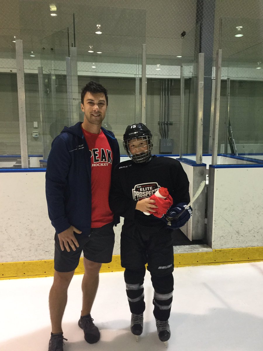 PeakHockeySask's tweet photo. Last nights player of the game for Team Black - Brady Birnie; Team Red - Dustin Renas #peakperformancehockey #05Elite https://t.co/b4D8KUbDAZ