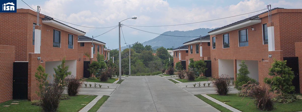 7 razones para comprar casa en vez de alquilar casa en Guatemala 
En este post les compartimos algunas razones por las cuales es mejor comprar casa propia y dejar de alquilar.
Más Información:  goo.gl/j6YNyv
#HogaresISN