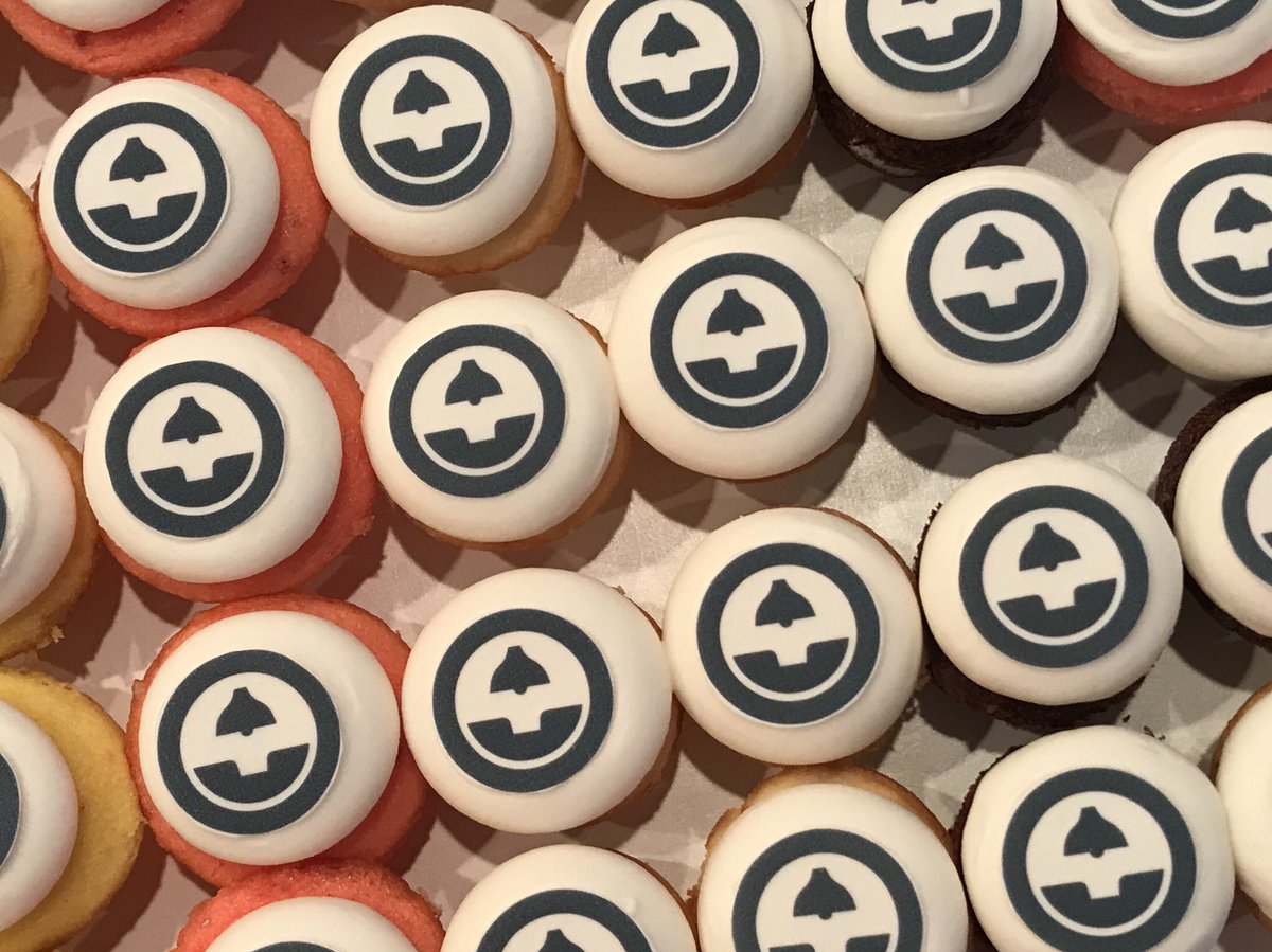 MinisbyMaria's tweet photo. Corporate minis for @gathertech @eventup and @yelp @yelpatlanta @yelpotp #customminicupcakes #corporateevents #corporatelogos #minisbymaria #gathertech #eventup #yelpelite #yelpatlanta https://t.co/WzKU8R1jXz