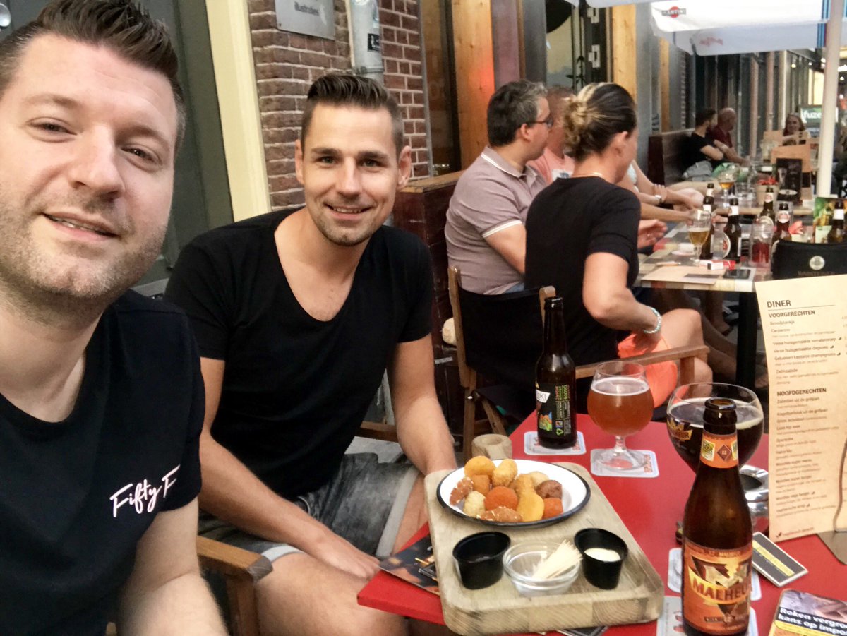 djblockside's tweet photo. Beer time with my best budd @djAdynn https://t.co/RwDVYHxCXH