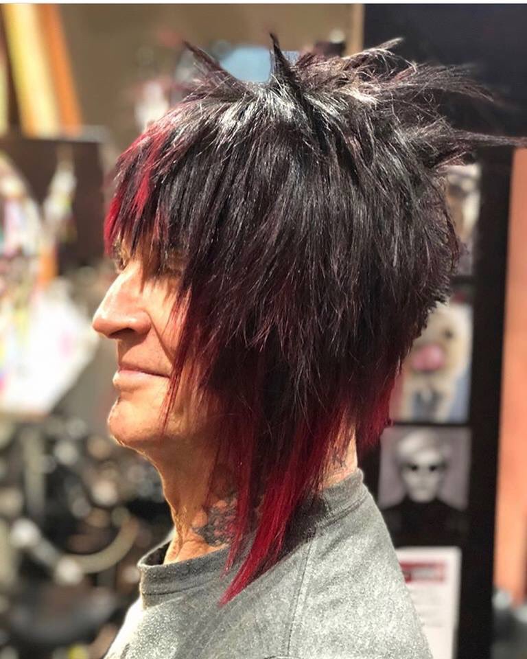 Densalon's tweet image. |COLOR AND HAIRCUT| color by Merediths and cut and style by Natasha! #punk #pulpriotcolor #pulpriot #thedenteam #thedenfamily #teamwork #collab #collaboration #thedensalon #thedensalonlb #longbeachhair #longbeachsalon #lovewhatyoudo #dtlb  @ Camden Harbor View Apartments