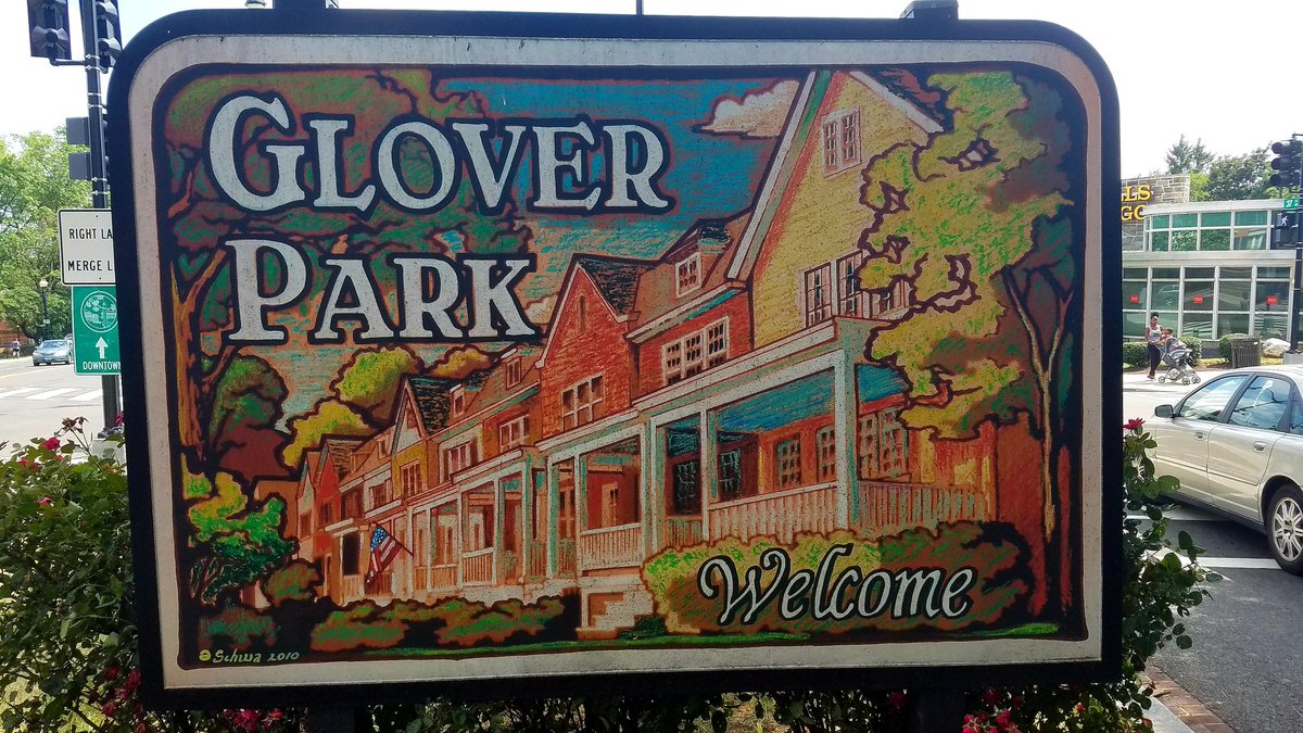SlateWineBar's tweet photo. What a wondrous #weekend we have ahead of us in the beautiful neighborhood of @gloverpark. #bbqweekdc is in full effect with @chefdannylledo until Sunday night, #Happyhour X 2 today and tomorrow from 3-7 & 10-12, #Brunch Saturday & Sunday from 11 to 3. We cant wait to see you 🤗 https://t.co/tjcBH2JGuN