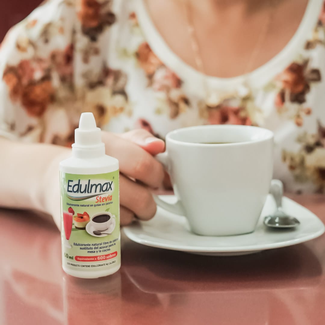 ¿Antojo de cafesito? Con Edulmax tu café de media tarde es más saludable. Endulzalo todo sin sabores extraños. Edulmax se añade a todo el café sin necesidad de removedores. #Tesia #controldepeso #0azucar #PlasticsAction #laboratoriomedico #tesialabs