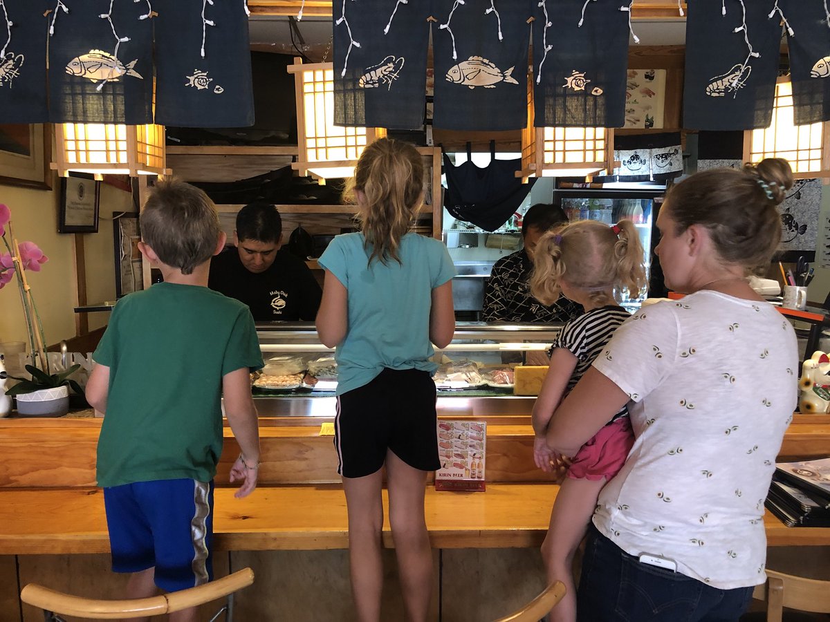 Notjoelcarter's tweet image. It’s #WheatonMD night with the kids at #MobyDickSushi. And of course we can’t NOT stop by at #Filippos too when we are so close.