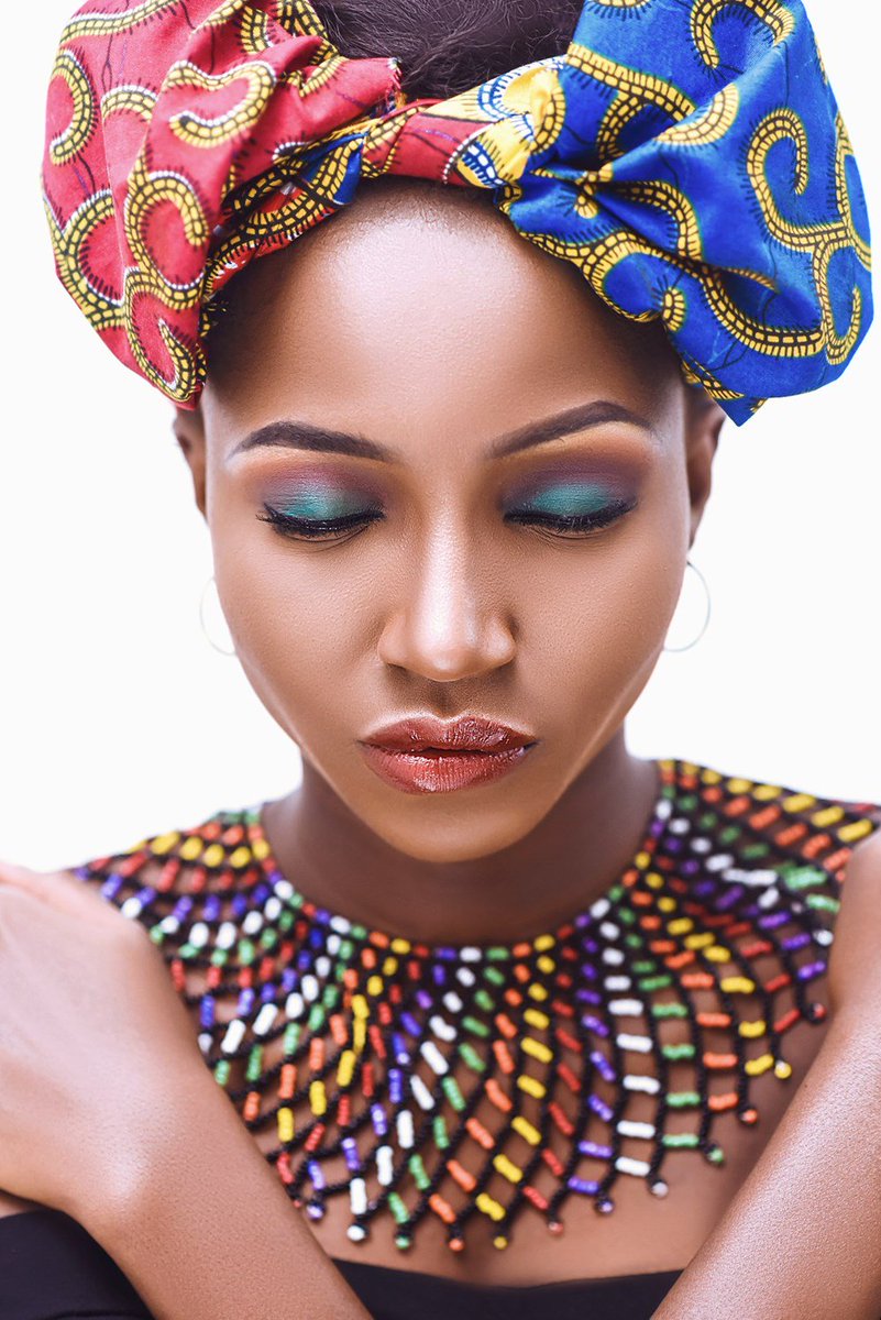 Light_Folio's tweet photo. New on the Blog:

#Nigerian #portrait, #fashion and #lifestyle #photographer @amanoshokunu shares a collection of his beautiful work.
https://t.co/DrFlM4z3Ip https://t.co/U0v2RSBhSv