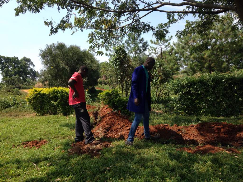 UmbrellasWatsan's tweet photo. The team from mwUws inspected  the ongoing trench excavations for extension works and new connections of piped water supply system in Kyarusozi _Kyenjojo district @min_waterUg @DominicKavutse @Parliament_Ug @Water4PeopleUG @UgandaMediaCent @walkers_uganda @HonKibuule @alfayole https://t.co/8Q6AsIrobD