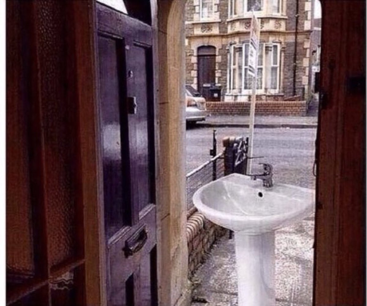 RCC2k16's tweet photo. The RCC tips off in 1 week from today... let that sink in https://t.co/yuCviUygyM