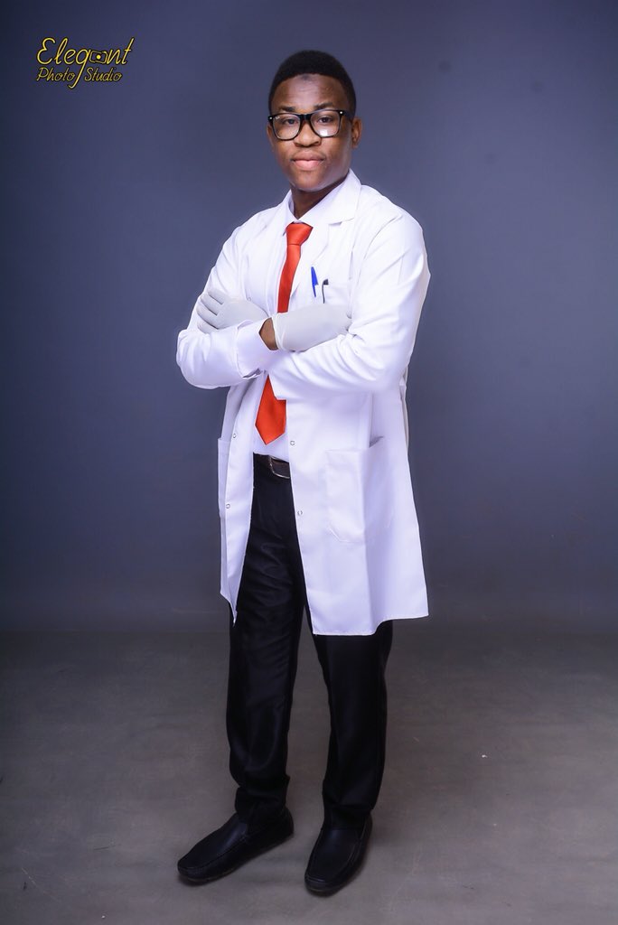 man_kabs's tweet photo. Now a Qualified #ChemicalPathologist #CLASSOF2O18K Thank You Lord for the gift of Everything ๐๐๐๐ https://t.co/JaJr6z0Gfo