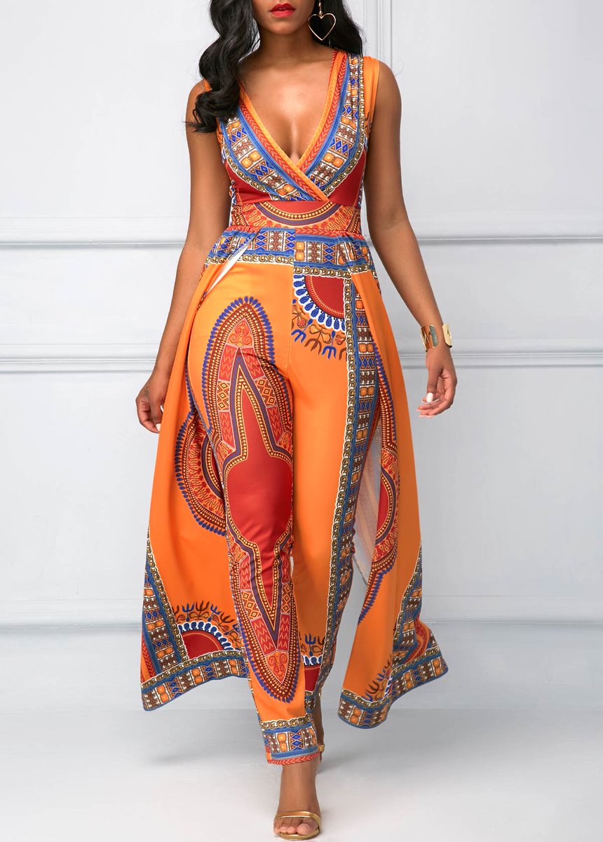 DesiredDiva's tweet photo. Wow what a beautiful #classy, #sophisticated garment. Impress your customers with handmade garments. Create your own unique #designs with our traditional #fabric. see here: https://t.co/fZs3xEjlOT #uniquedesigns #traditionaldresses #africanstyle https://t.co/u21vLGkMhF