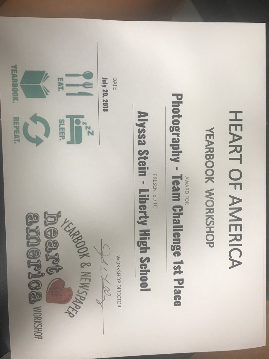SpectatorYrbk's tweet photo. And that raps up Walsworth Heart of America summer camp! A huge thank you to all the editors who came. Alyssa placed first in the photography challenge with the photo bellow. Overall, our 2018-19 theme project placed a overall second place! #yrbkhoa2018 https://t.co/zJFV0coswE