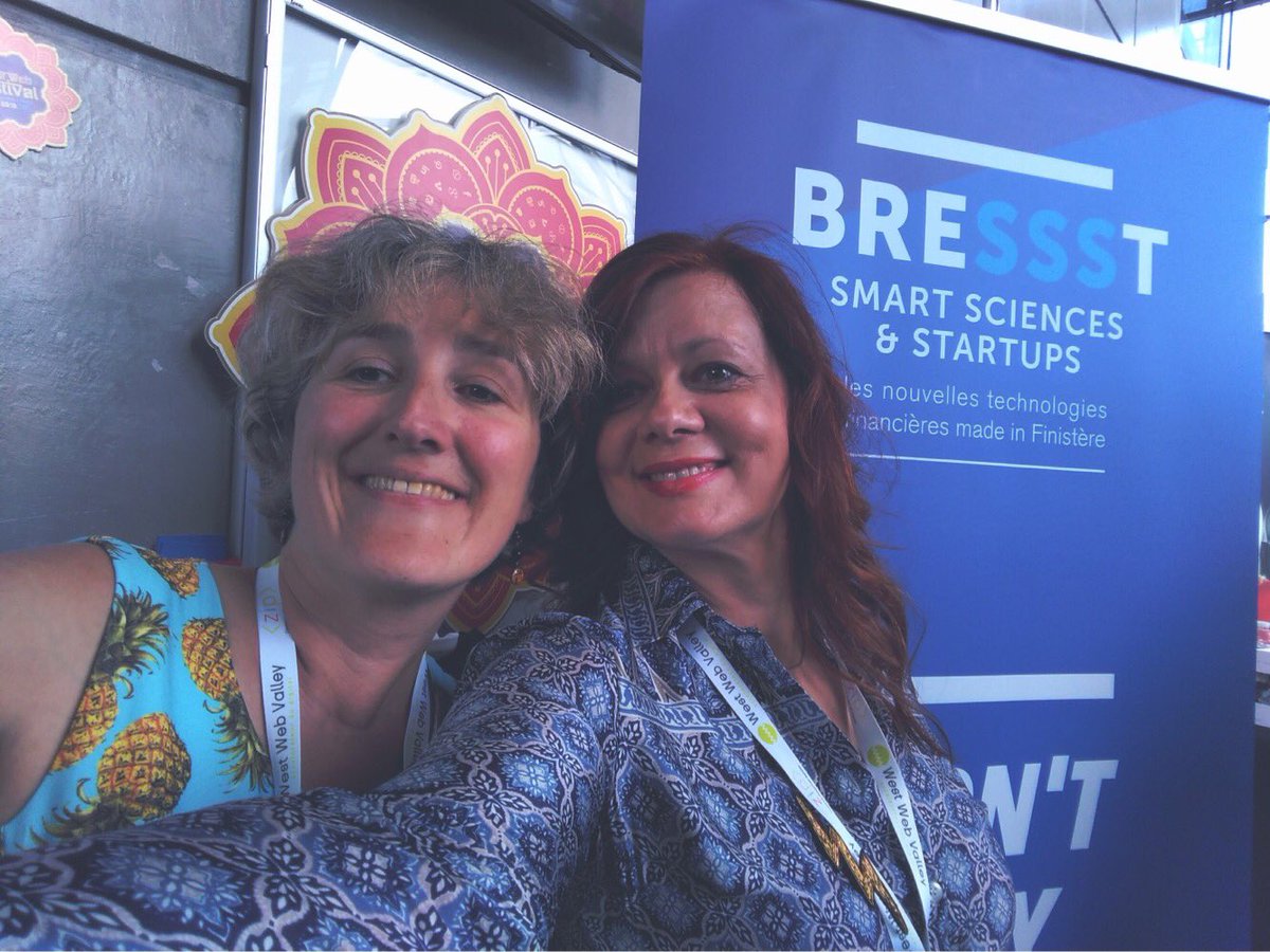 nathaliecoutard's tweet photo. @David_Reisch_ @FlashTweet @Charrues @cmarkea @dubuc64 @sabrinabrillard @Florence_Eck @alnaveos @ronanLM @BreizhWeCan Et oui et j’ai même un #FlashSelfie #instantnananère 😁😉😘 https://t.co/LPpIkG67WB