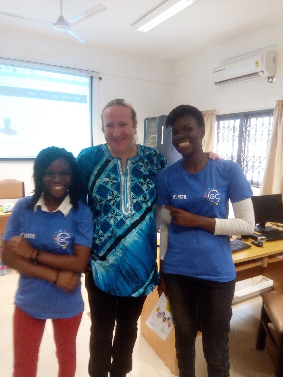 Busyvin's tweet image. Congratulations to all of us. Bittersweet moments sayeing goodbye. See you next year everyone, we've had the summmer of our lives. @glblcd @kittylyst @sammoorhouse @c_davies21 @damasktb I'll miss you guys so much. Thank you so much #globalcode #UG #2018