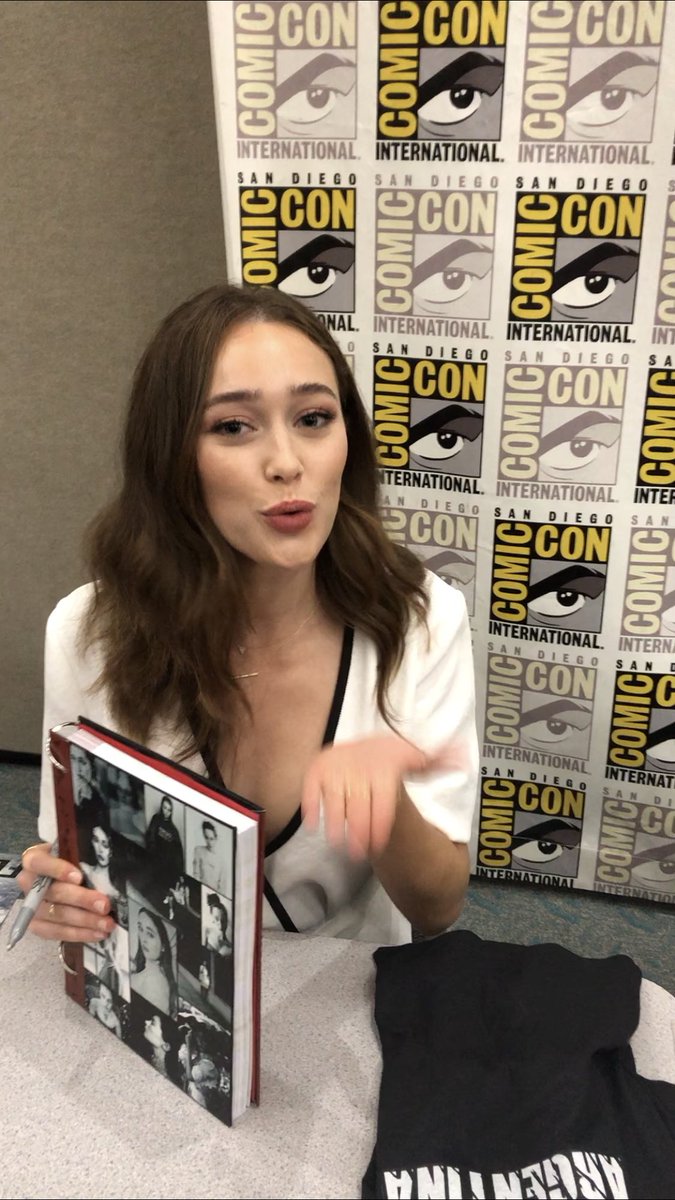 ArgentinaDead's tweet image. #Happybirthday @DebnamCarey from Argentina and all the ADC fans, have a nice day! We love you ❤️

#FearTWD #SDCC
