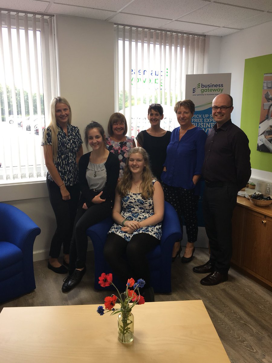 MhairiP83's tweet photo. 3D interior design, reception, wedding prep, blogging, fence painting, budget management - the variety of experiences Casey & Chloe had @CeterisLtd is endless & the team support & relationships 👌 #ribbonappreciation @wallacehighsch @AlvaAcademy #Scotintern18 #MyFutureSelfie https://t.co/d7EBQI6zBD