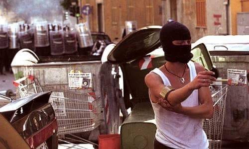Pudding_Burger's tweet photo. On July 20, 2001, Carlo #Giugliani was shot and murdered by the #Italian Carabinieri #cops during the #G8 demonstrations against in Genoa. #CarloVive #schoolsoutforsummer #TrumpPutin https://t.co/AdWYHtPDkG