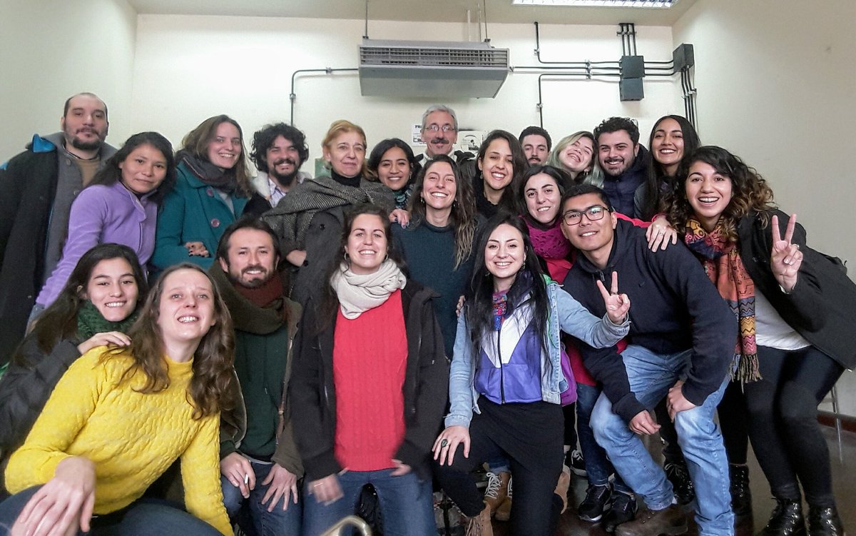 NadiaLuna88's tweet photo. Fin del primer cuatrimestre de les #MESLA '18 🤗 Un placer este grupo latinoamericano que formamos. Aguante la #universidadpublica!
Maestría en Estudios Sociales Latinoamericanos UBA
@MESLASociales @ubasociales @UBA_Noticias #Arg https://t.co/aTgkdJmPAy