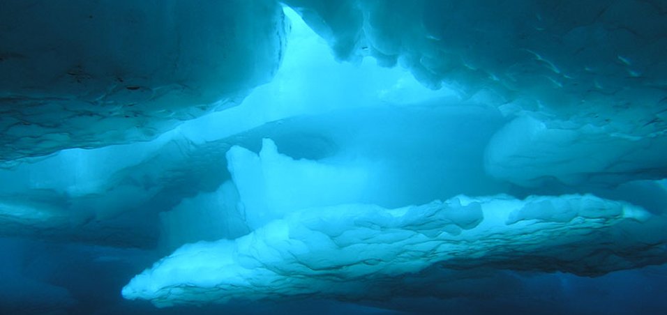 Can't wait to play Neumos Aug 2 with my new band <a href="/oceanwires/">oceanwires</a>. Guitars will be cranked. Drums and bass of thunder. <a href="/aaronstarkey/">Aaron Starkey</a> <a href="/Headlikeakite/">Head Like A Kite</a> <a href="/GibraltarSongs/">Gibraltar</a>