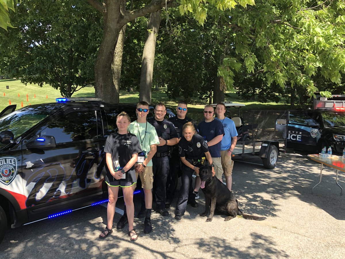 LafayetteINPD's tweet photo. It was great meeting all of the Police Explorers from across the country attending the National Law Enforcement Explorers Conference at Purdue University. Good luck to you all! @WestLafayettePD @LifeAtPurdue @PurduePolice #NLEEC https://t.co/M9VhGl6lTl